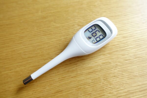 測り 方 脇 体温計 赤ちゃん用の体温計は必要？測り方や選び方は？非接触・耳・脇のおすすめ体温計